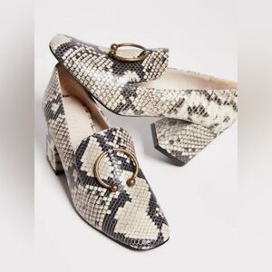 Freda Salvador Snakeskin Loafers Womens size 6.5 $319.99 EUC